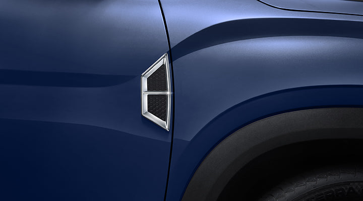 side fender fins alcazar